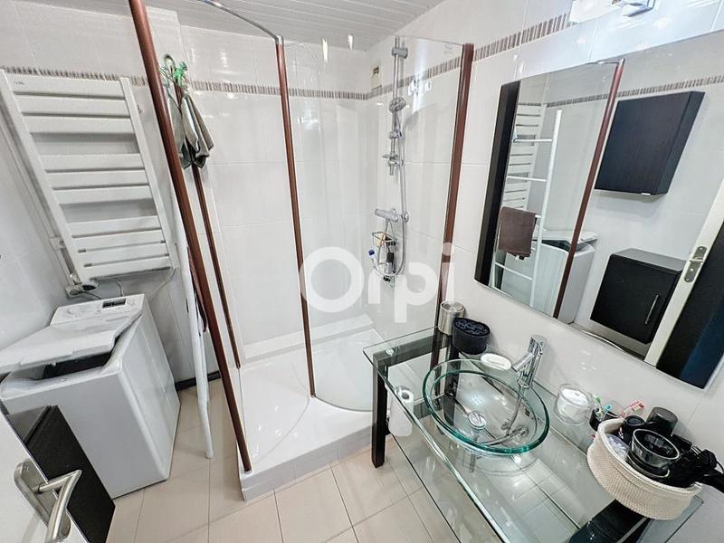 Studio - 38 m² - 1 pièce