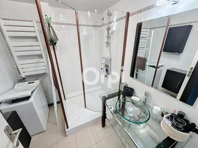 Studio - 38 m² - 1 pièce