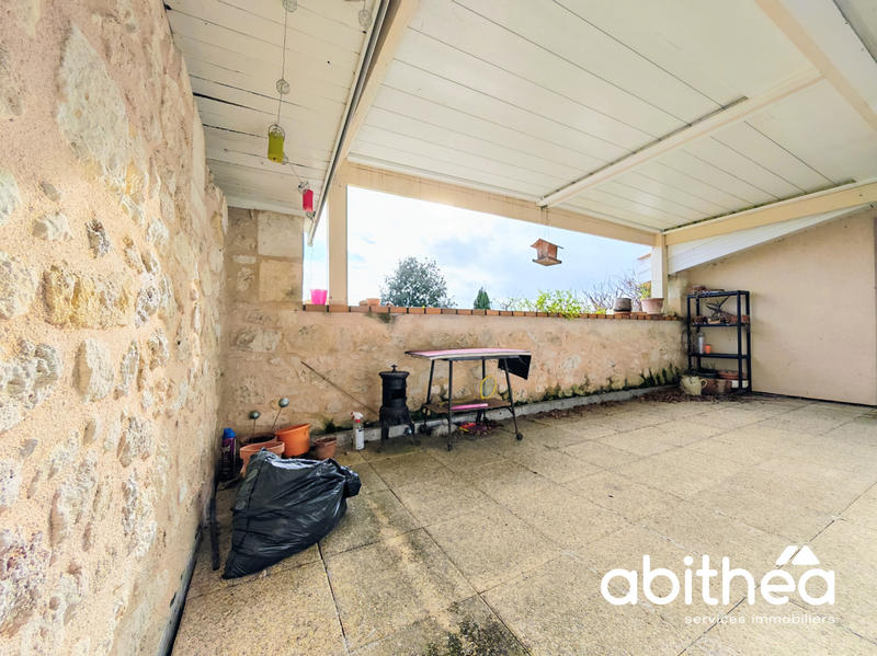 Maison - 380 m² - 12 pièces