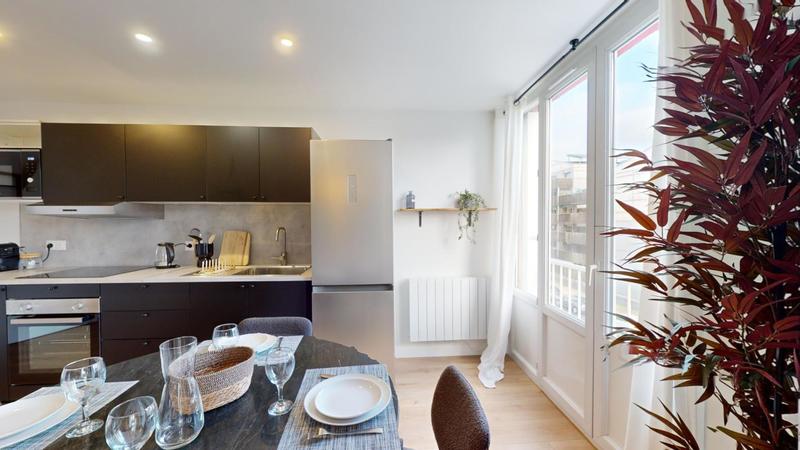 Appartement - 82 m² - 5 pièces