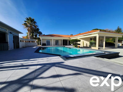 Villa - 205 m² - 6 pièces