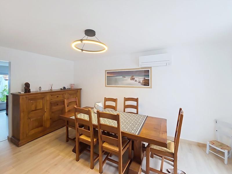 Maison - 96 m² - 5 pièces