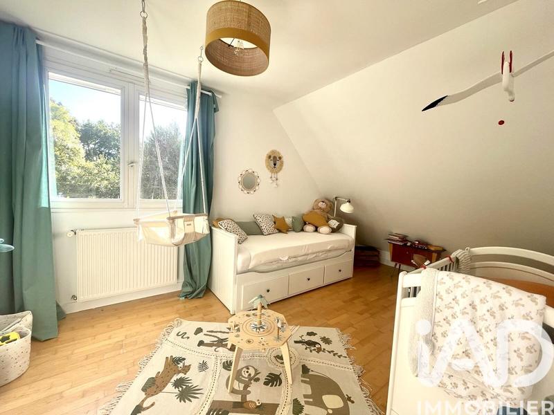 Maison - 181 m² - 8 pièces