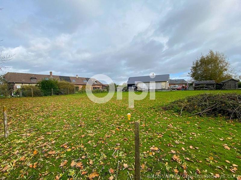 Terrain constructible - 1 785 m²