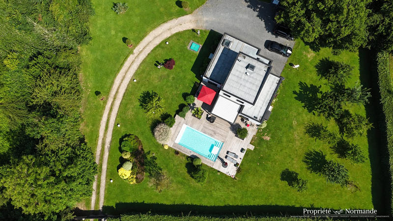 Villa - 168 m² - 6 pièces