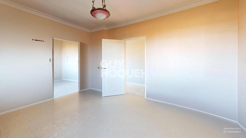 Maison - 195 m² - 7 pièces