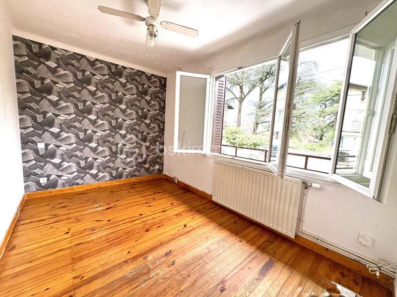 Maison - 161 m² - 3 pièces