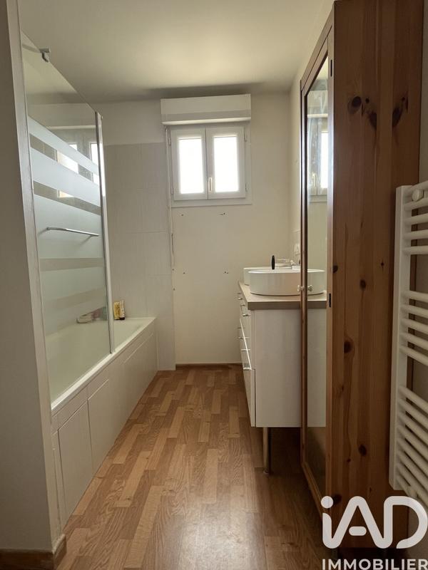 Maison - 80 m² - 4 pièces