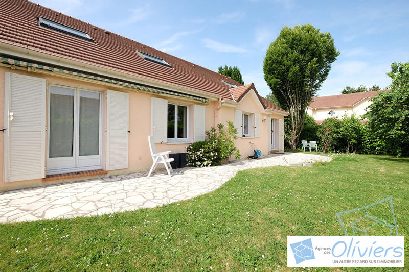 Maison - 171 m² - 7 pièces