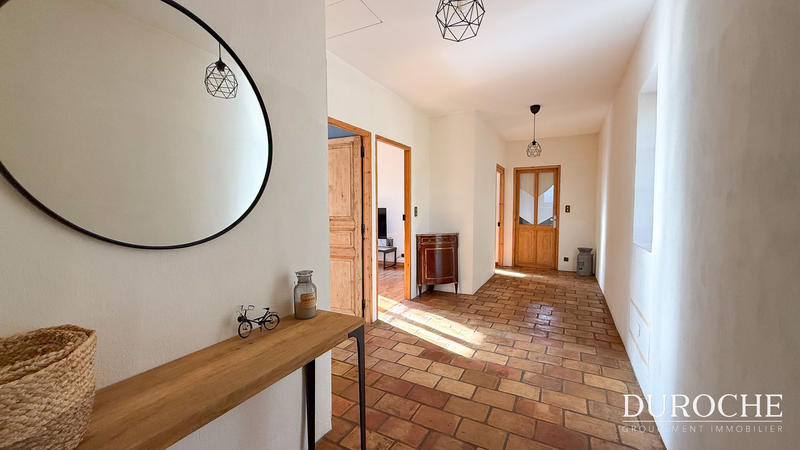 Mas - 318 m² - 11 pièces