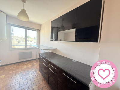 Appartement - 65 m² - 3 pièces