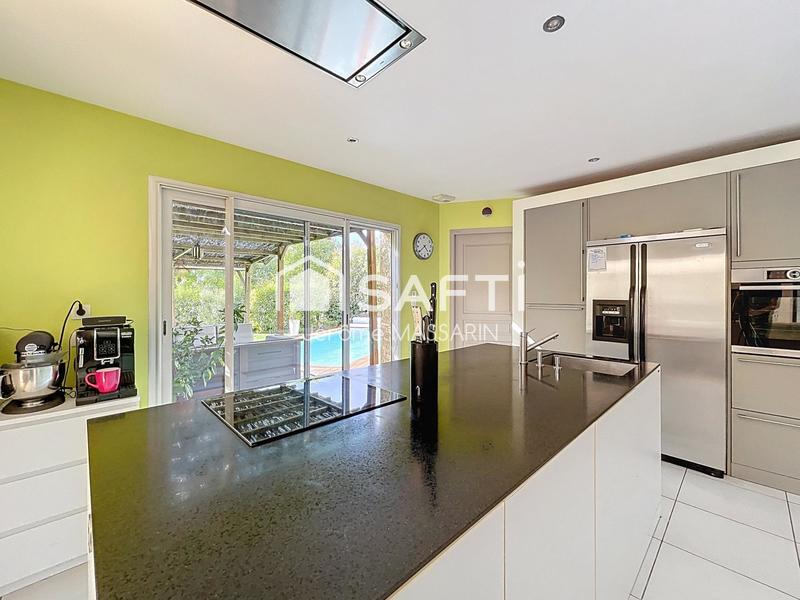 Villa - 176 m² - 6 pièces