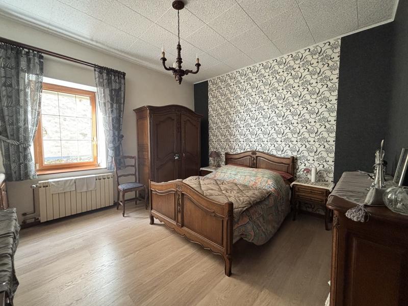 Maison ancienne - 466 m² - 11 pièces