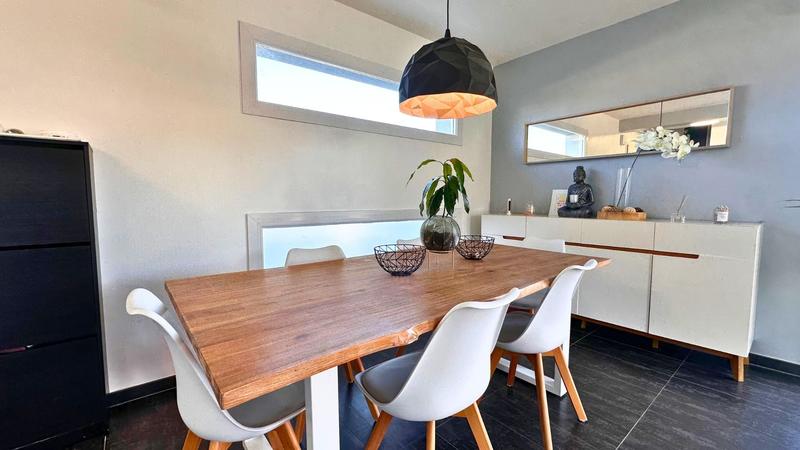 Maison - 90 m² - 6 pièces