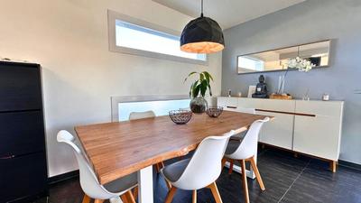 Maison - 90 m² - 6 pièces