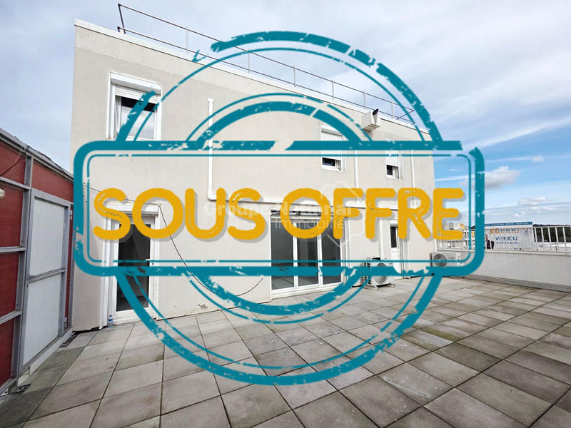 Appartement - 99 m² - 5 pièces