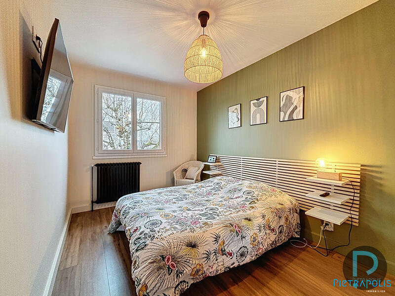 Maison - 110 m² - 5 pièces