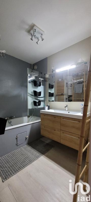 Appartement - 79 m² - 4 pièces