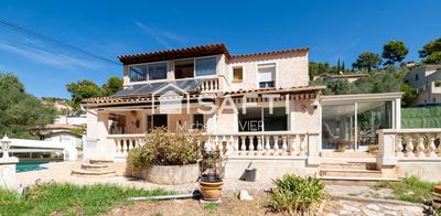 Maison - 128 m² - 5 pièces