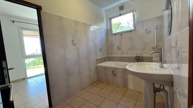 Maison - 165 m² - 6 pièces