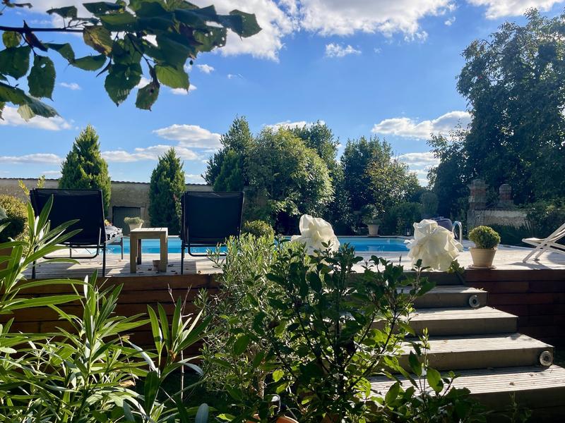 Maison de maîtres - 247 m² - 7 pièces