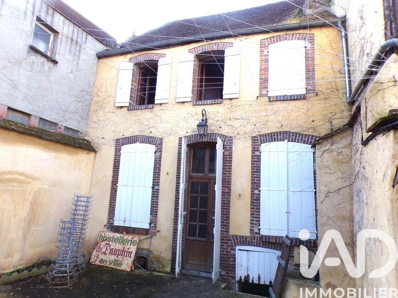 Maison - 444 m² - 16 pièces