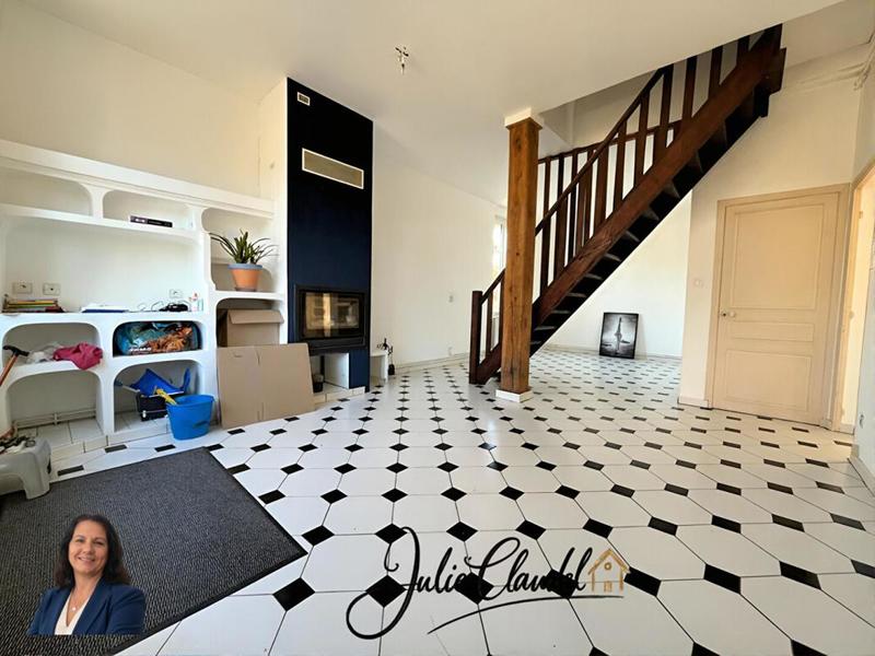 Maison - 151 m² - 7 pièces