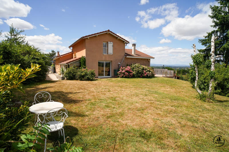Maison - 130 m² - 6 pièces