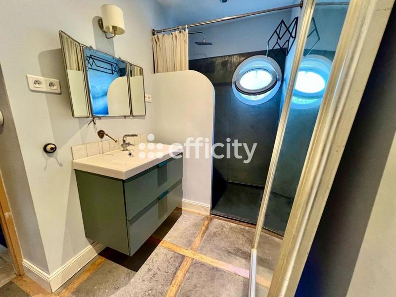 Maison - 146 m² - 6 pièces