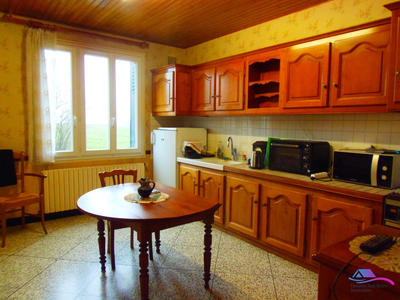 Maison - 85 m² - 4 pièces