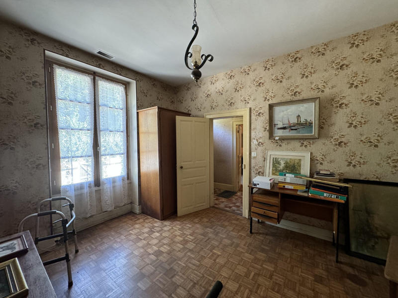 Maison - 180 m² - 4 pièces