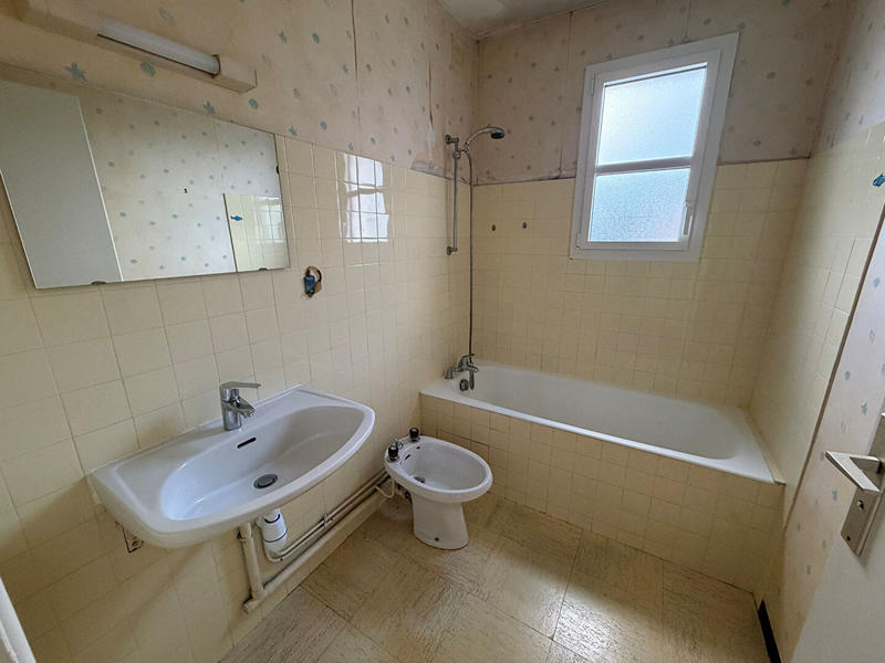 Appartement - 70 m² - 3 pièces