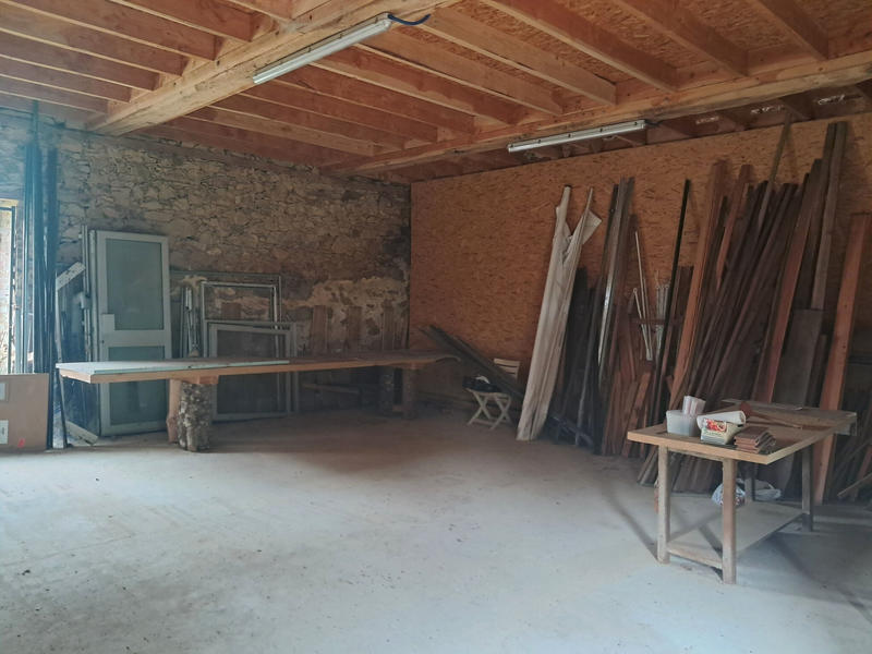 Maison - 240 m² - 5 pièces