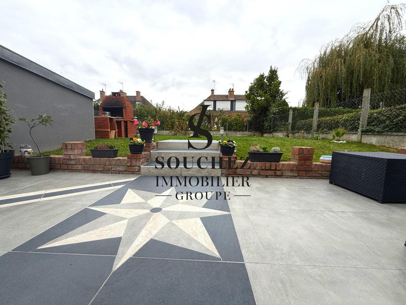 Maison - 102 m² - 5 pièces