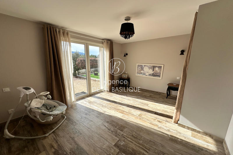 Villa - 225 m² - 7 pièces