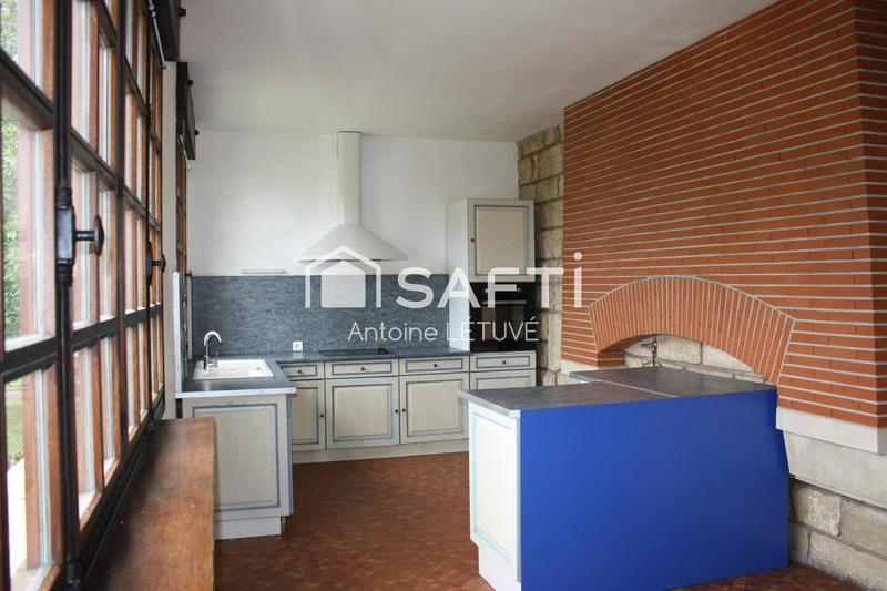 Maison - 434 m² - 8 pièces