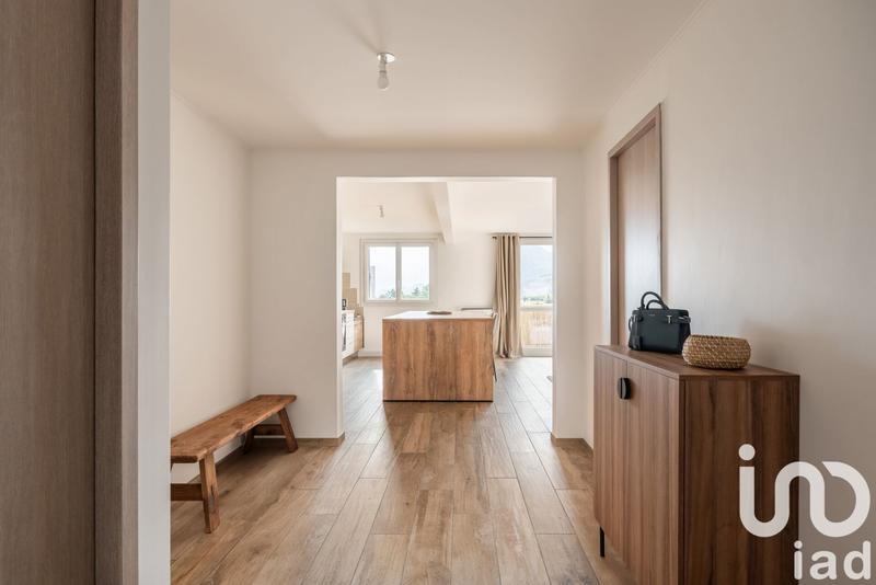 Appartement - 107 m² - 4 pièces