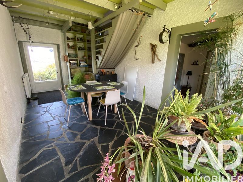 Maison - 253 m² - 10 pièces