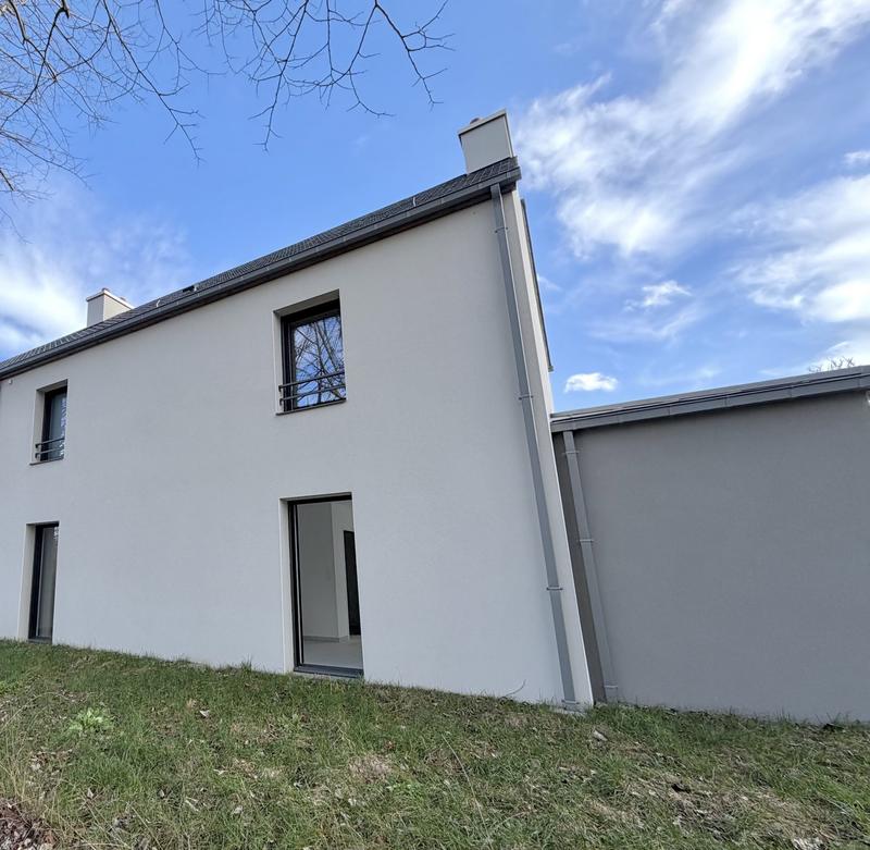 Maison contemporaine - 101 m² - 5 pièces