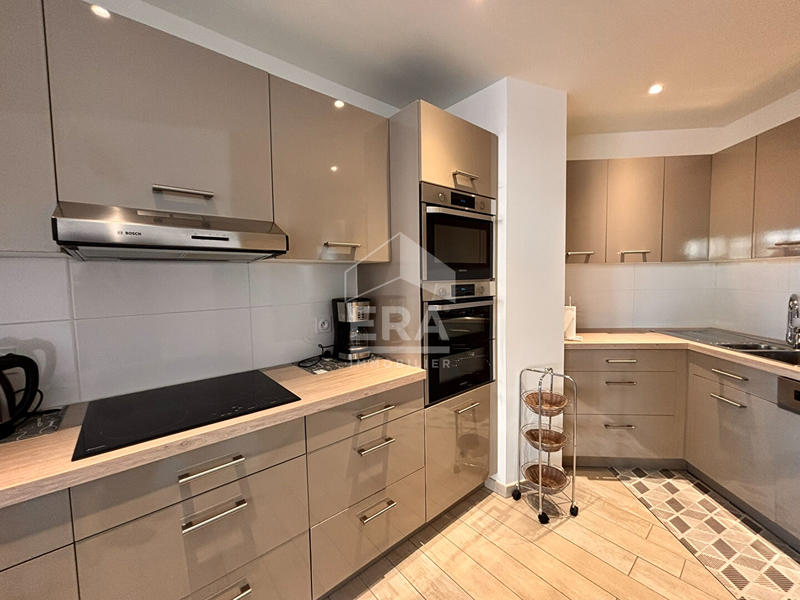 Appartement - 83 m² - 3 pièces