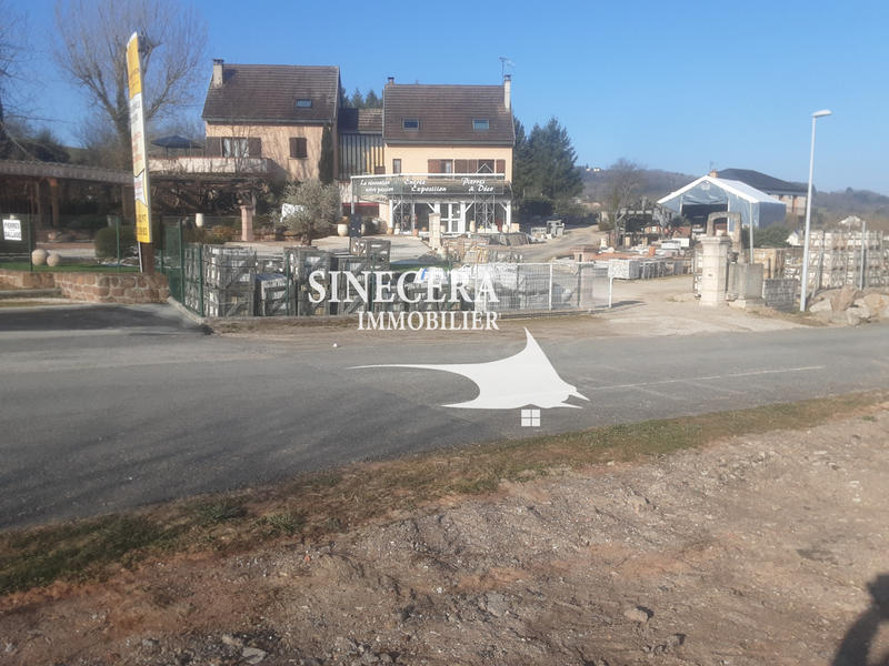 Immeuble - 1 300 m² - 20 pièces