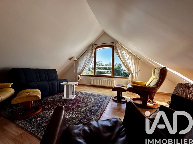 Maison - 388 m² - 10 pièces