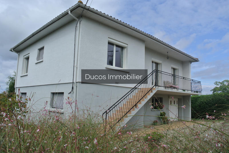 Maison - 90 m² - 5 pièces