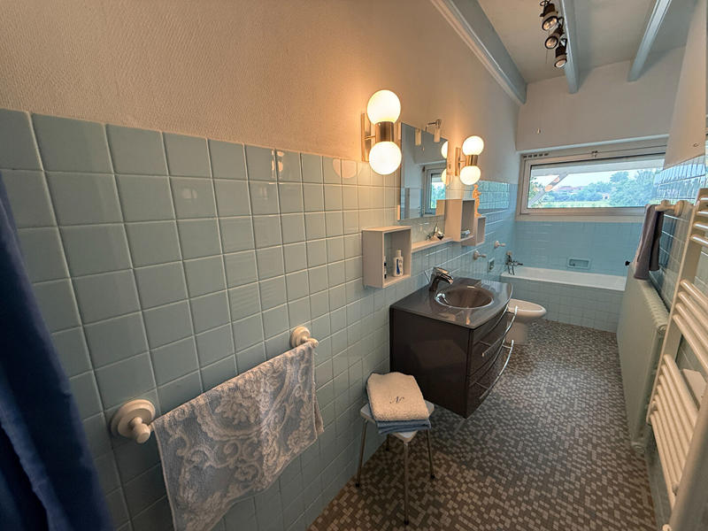 Maison - 259 m² - 7 pièces