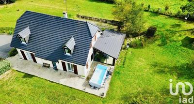 Maison - 140 m² - 5 pièces