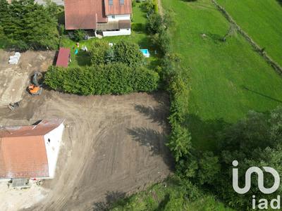 Terrain - 697 m²