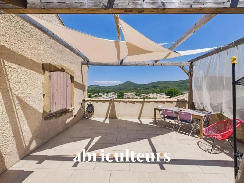 Appartement - 103 m² - 4 pièces