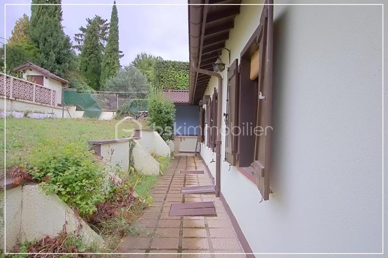 Pavillon - 92 m² - 4 pièces