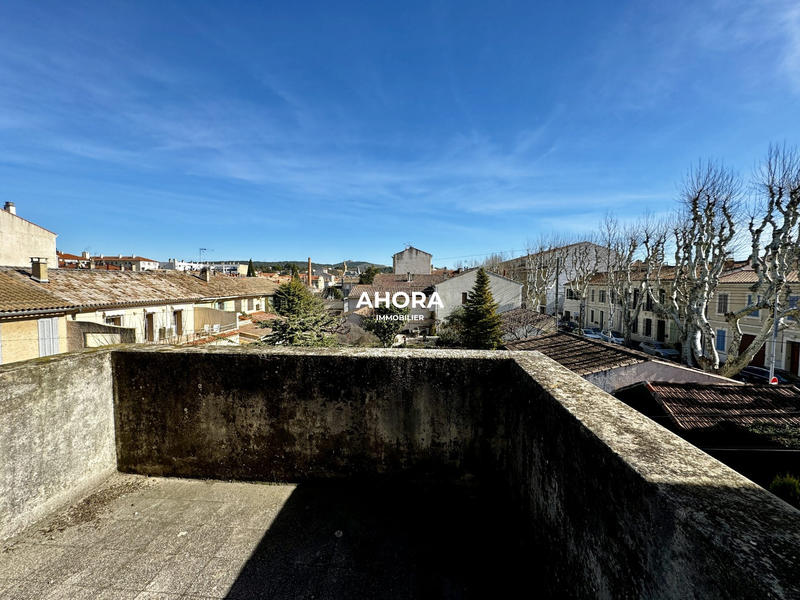 Maison - 250 m² - 9 pièces