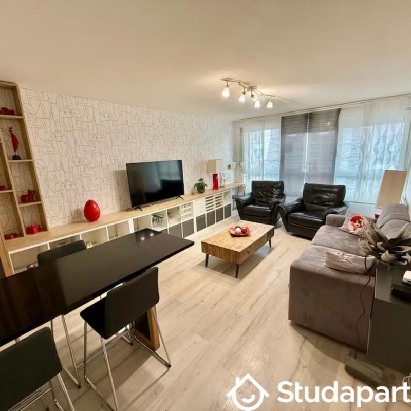 Chambre - 12 m² - 1 pièce